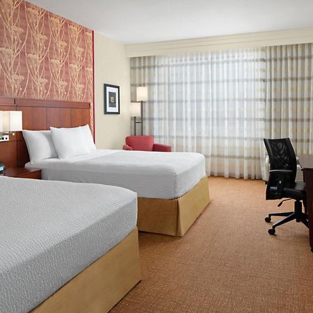 Courtyard By Marriott Houston Kingwood Hotell Kinwood Exteriör bild