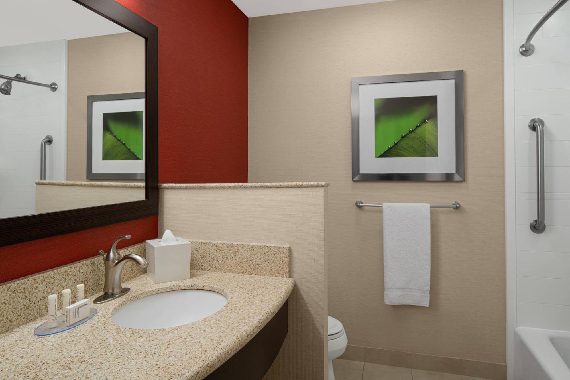 Courtyard By Marriott Houston Kingwood Hotell Kinwood Exteriör bild