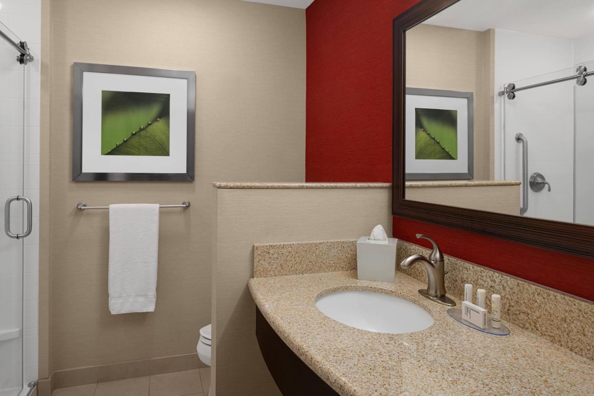 Courtyard By Marriott Houston Kingwood Hotell Kinwood Exteriör bild